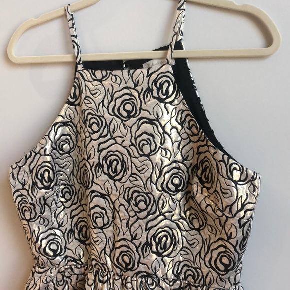 Altar’d State champagne black rose pattern dress L - Picture 3 of 6